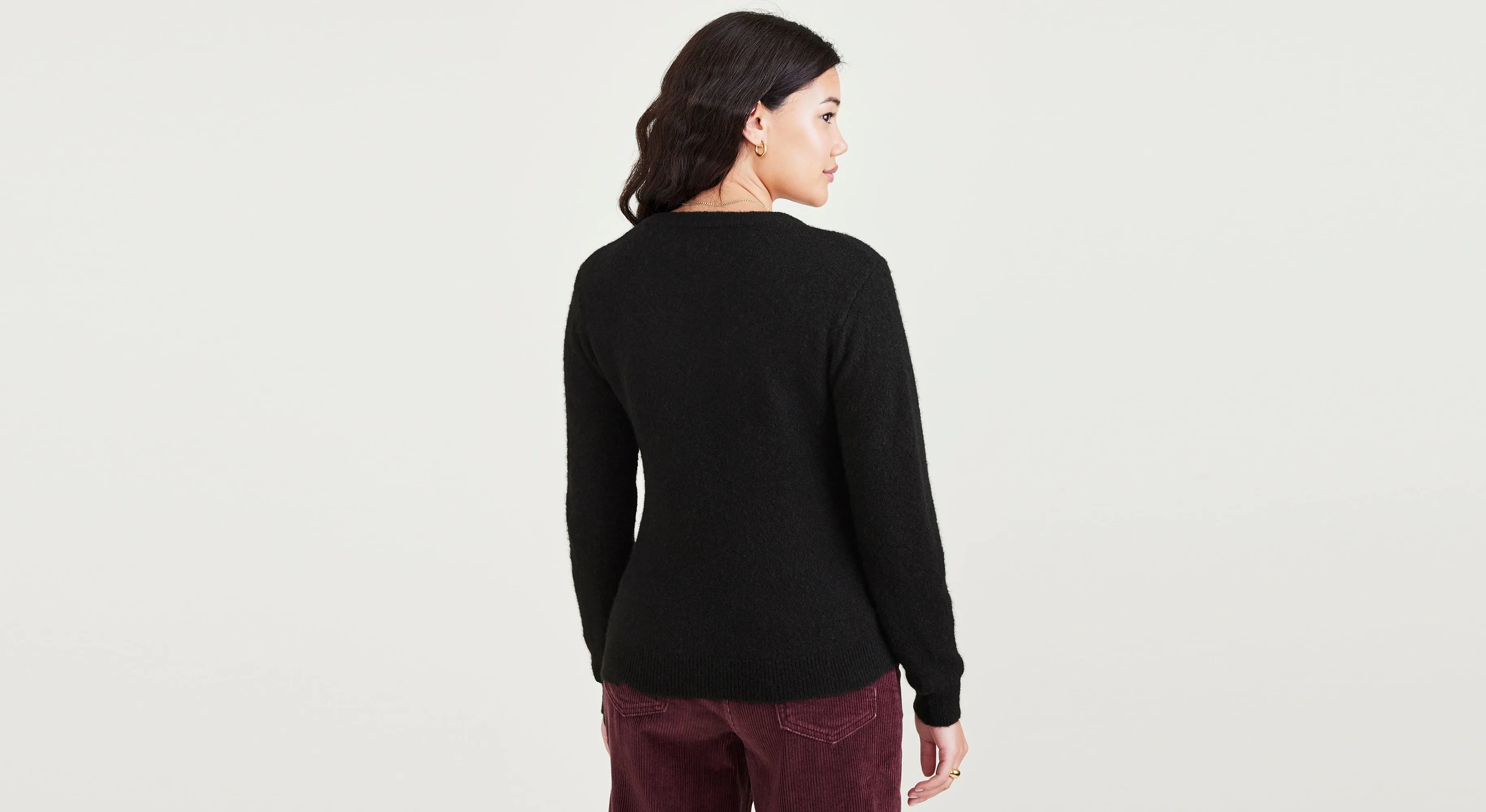 Women's Regular Fit V-Neck Sweater